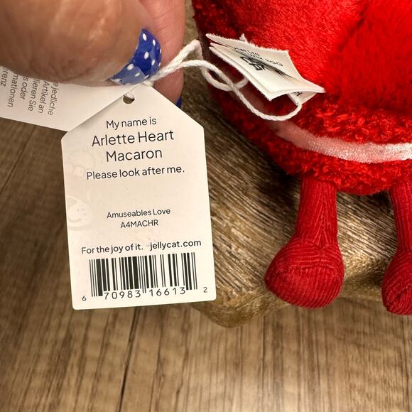 Jellycat Macaron Arlette Heart Macaron Jellycat Valentines Day NEW - Picture 9 of 9